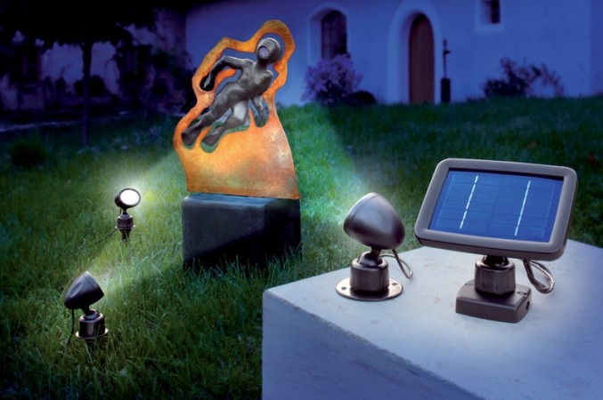 Highlights setzen mit dem Solarspot von Esotec Solarspot von Esotec