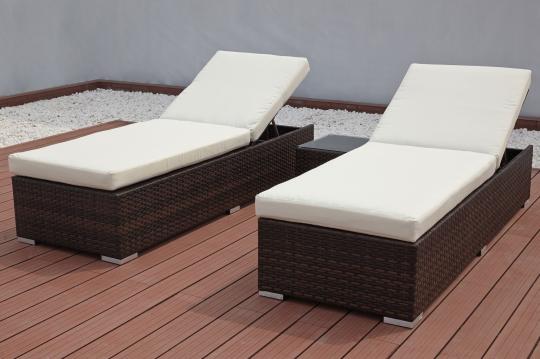 OUTFLEXX 2er-Set Sonnenliegen, braun marmoriert, Polyrattan, je 200x70x45cm, mit Beistelltisch