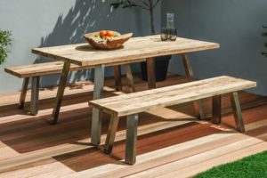 Gartenmöbel aus Teak-Holz